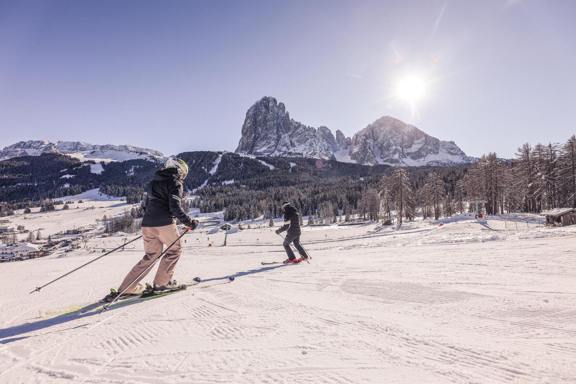 ホテル Cendevaves Alpine Silence Santa Cristina Val Gardena エクステリア 写真