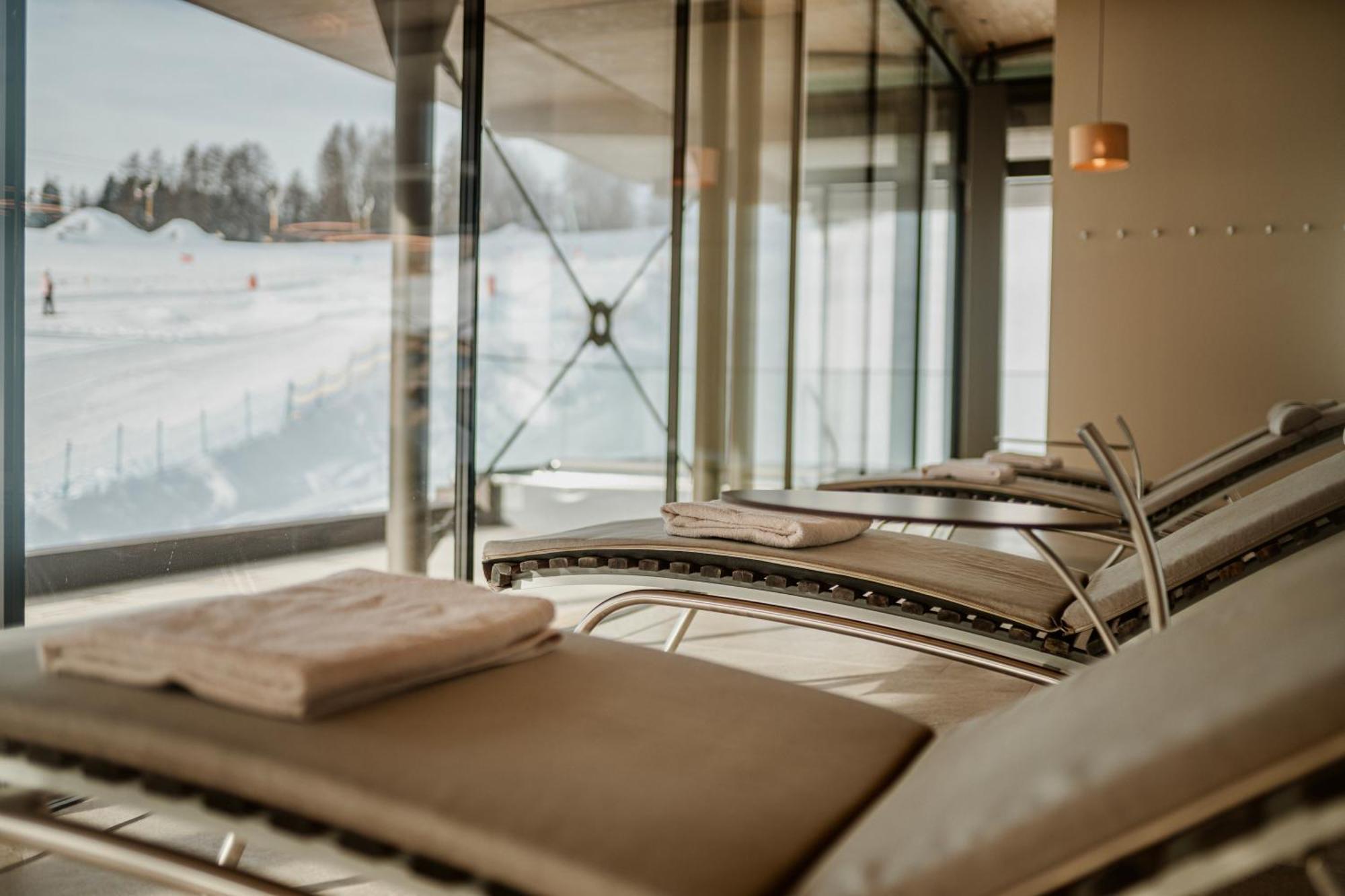 ホテル Cendevaves Alpine Silence Santa Cristina Val Gardena エクステリア 写真