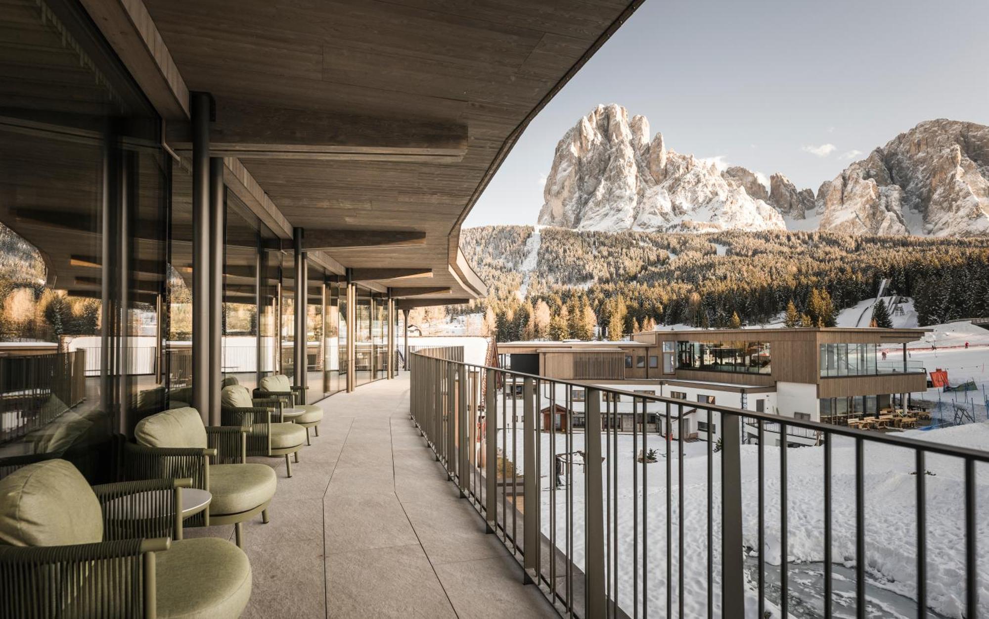 ホテル Cendevaves Alpine Silence Santa Cristina Val Gardena エクステリア 写真